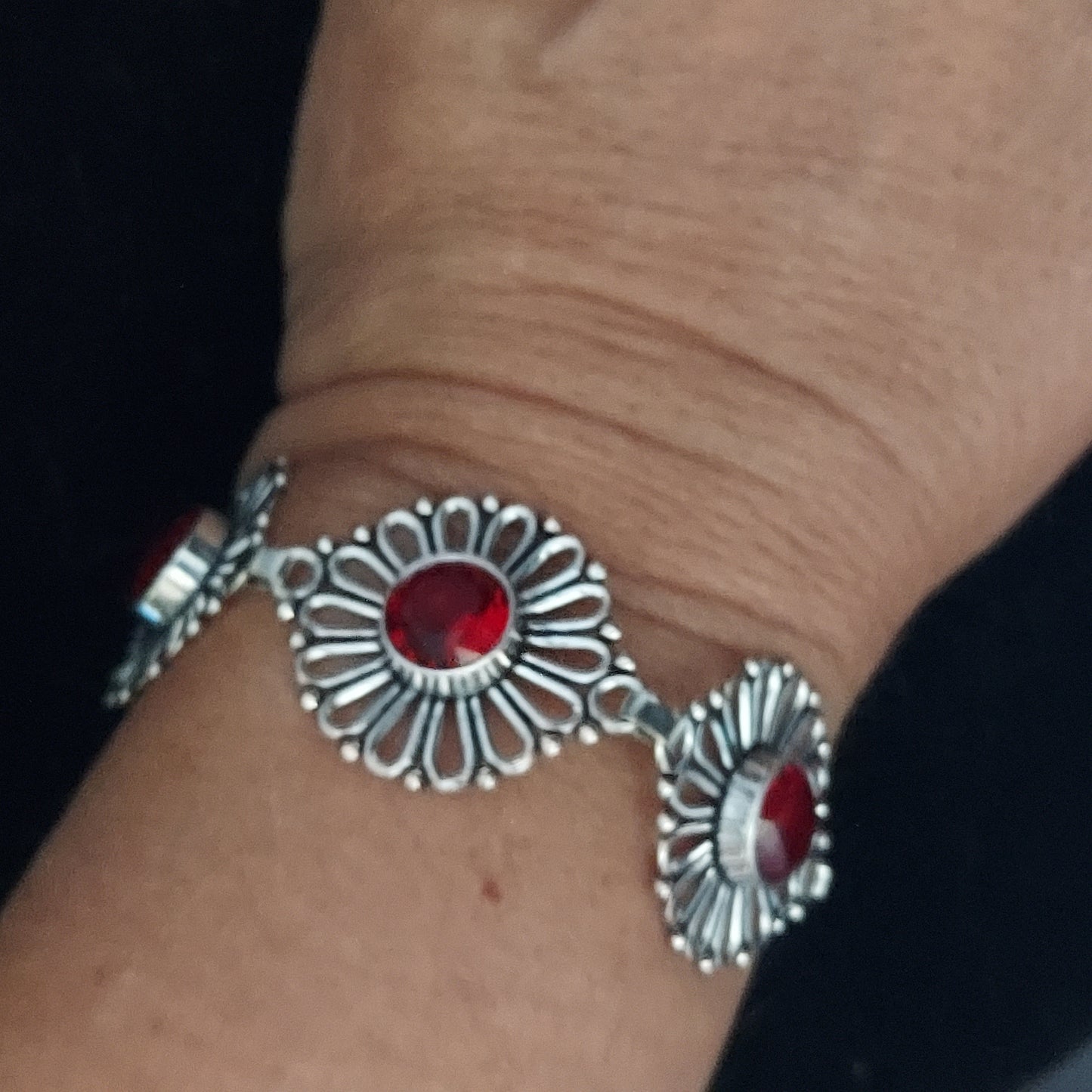 Red Flower Link Bracelet