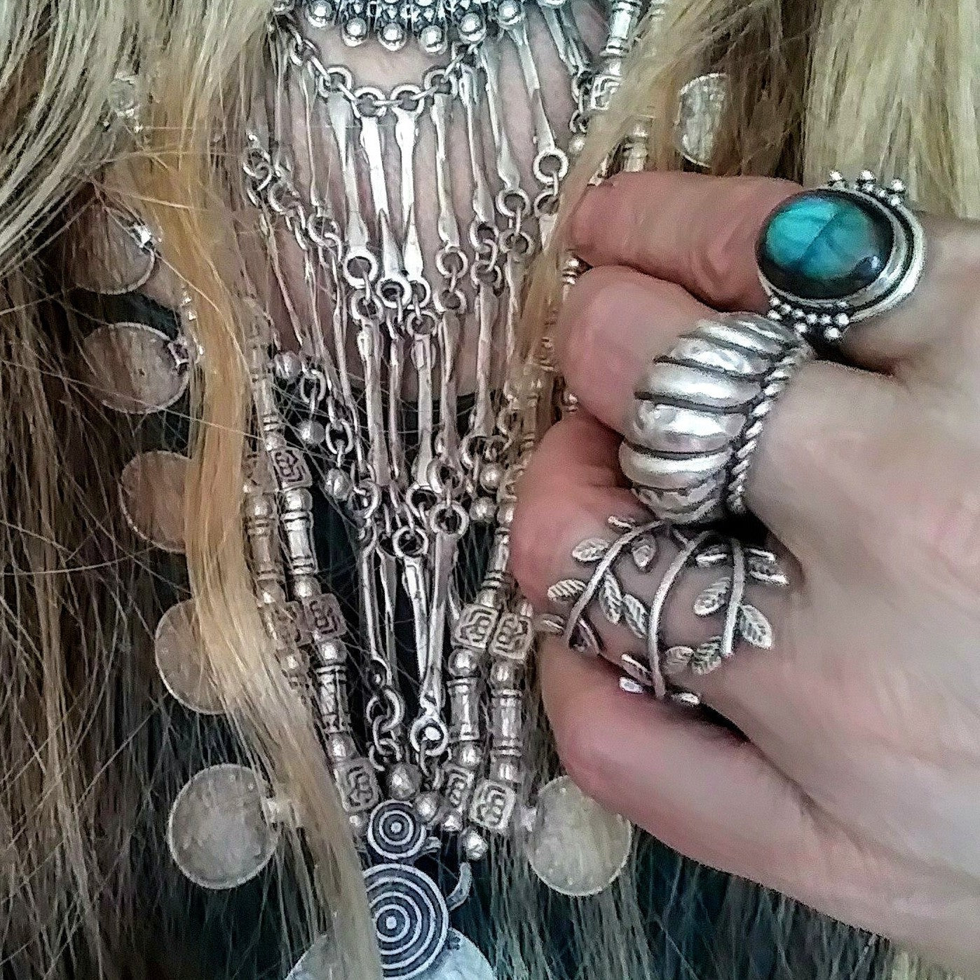Entwined Leaf Branch Ring