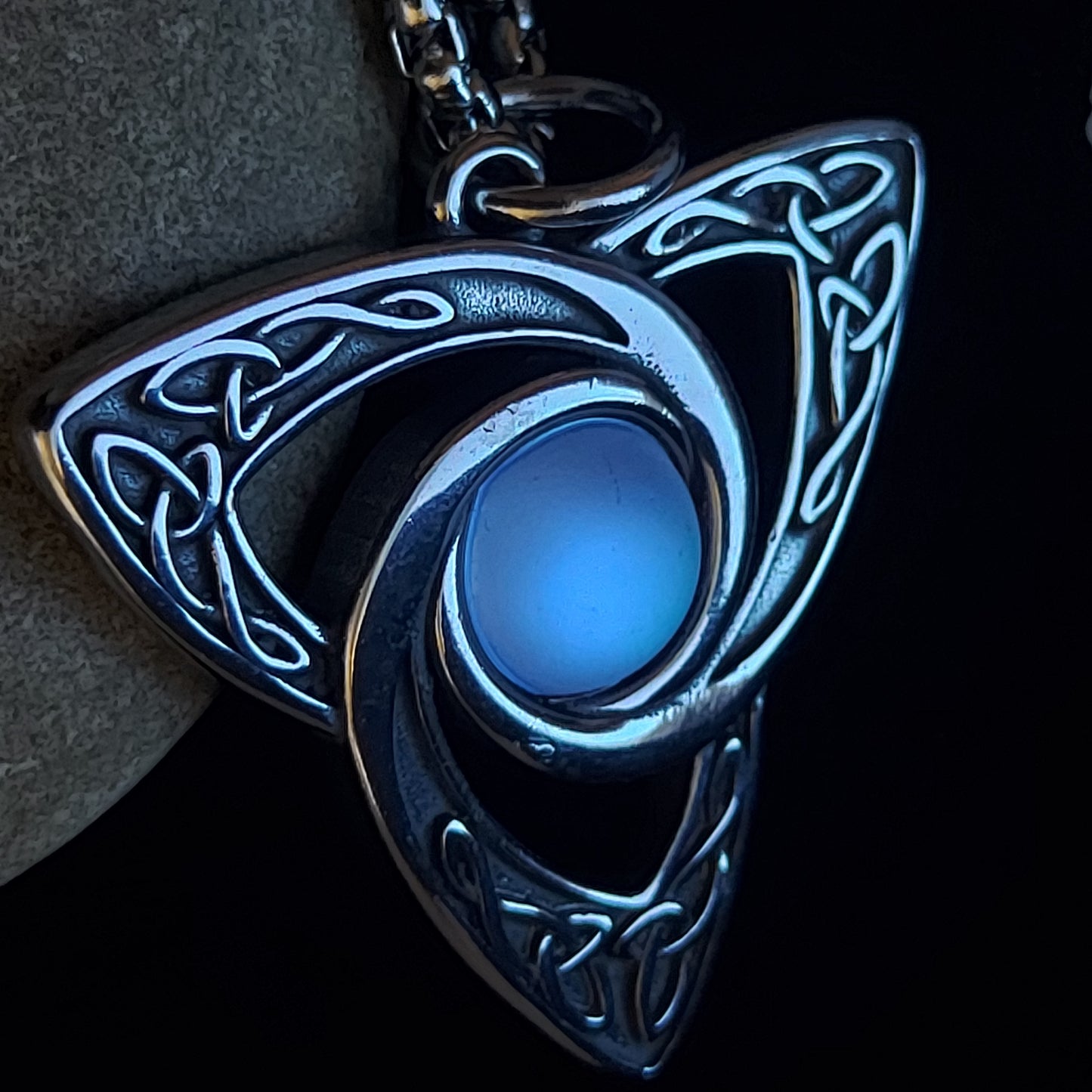 Celtic Triquetra Necklace