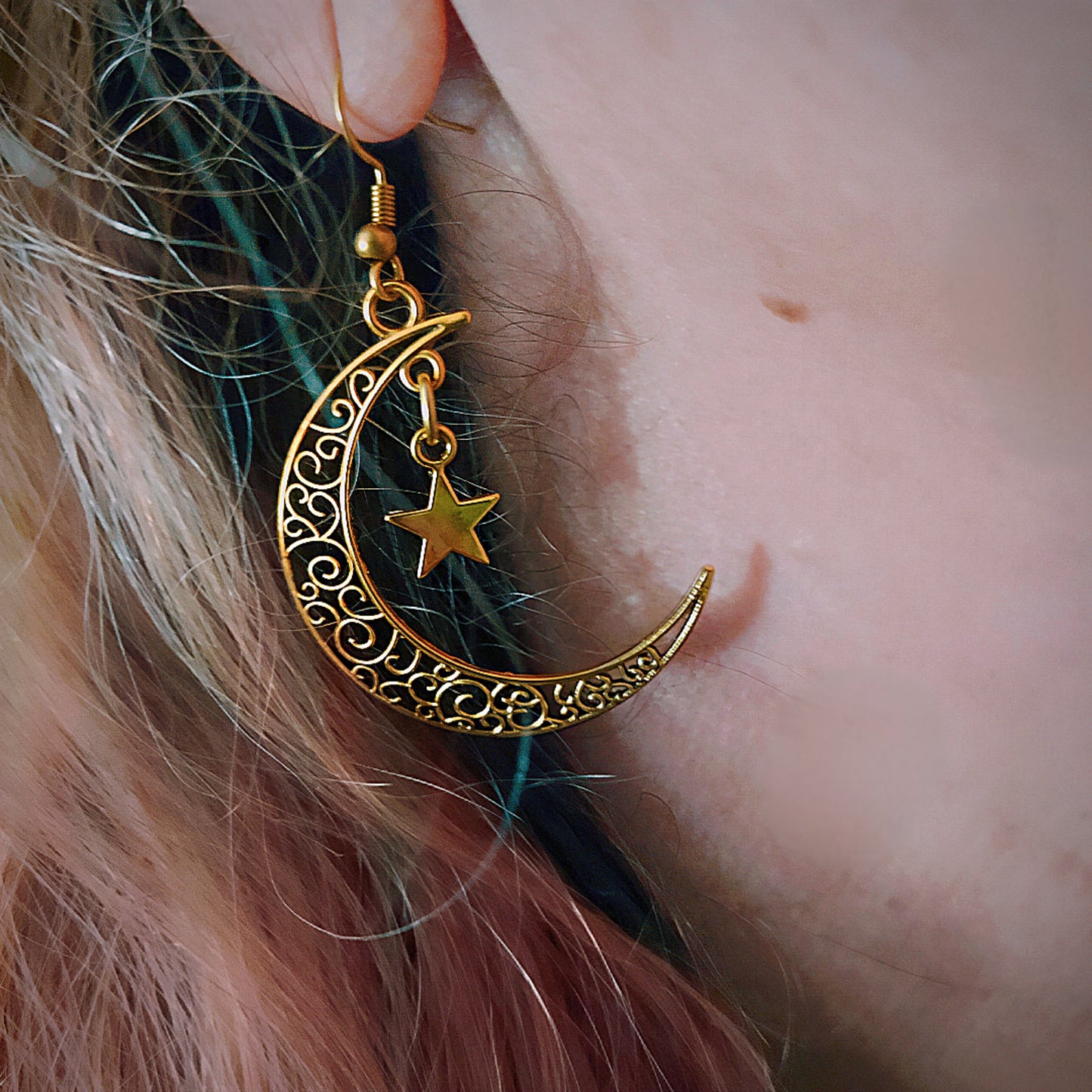 Crescent Moon and Star Earrings Gold