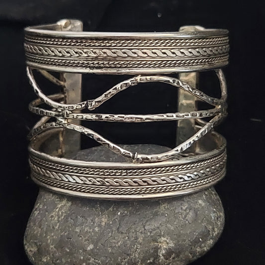 Pacific Cuff