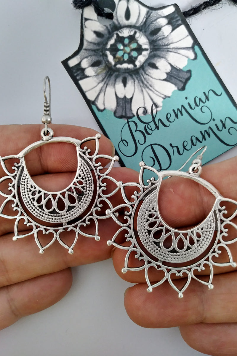 Boho silver earrings im bohemian jewelry