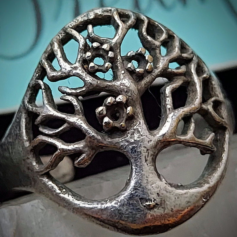 Tree with Flower Ring