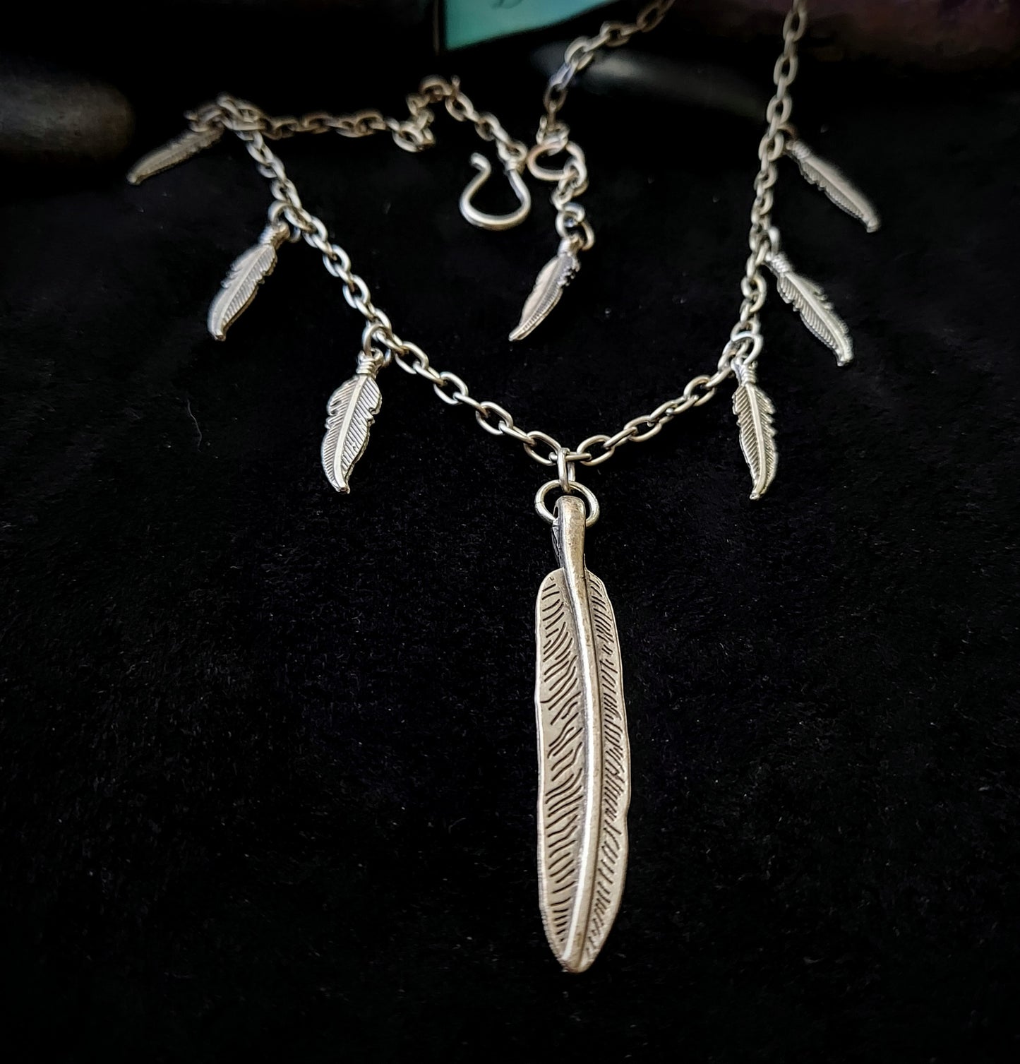 Feather Dangle Necklace