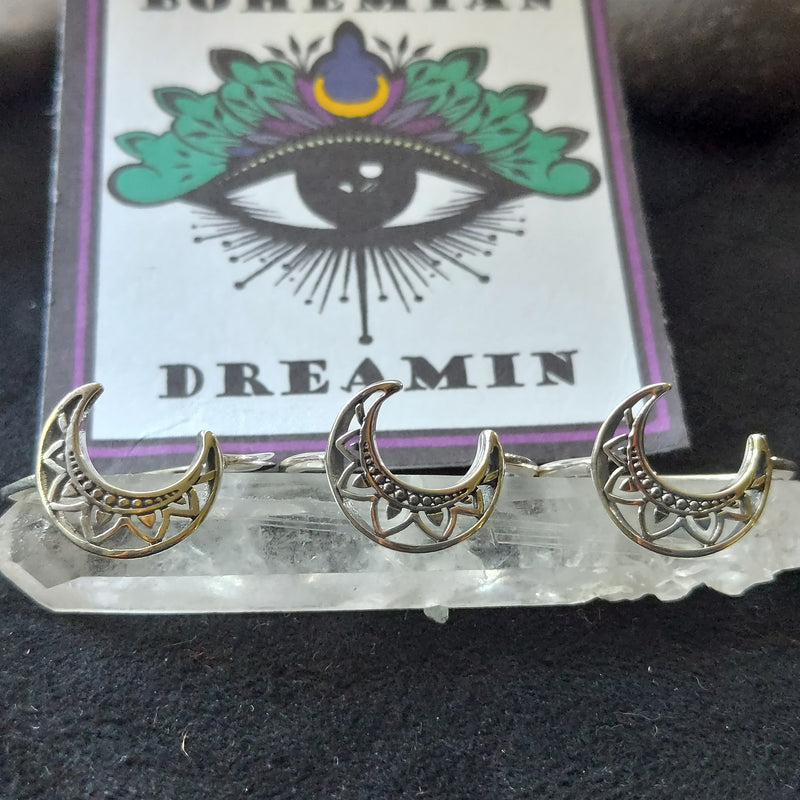 Silver Crescent Moon Ring