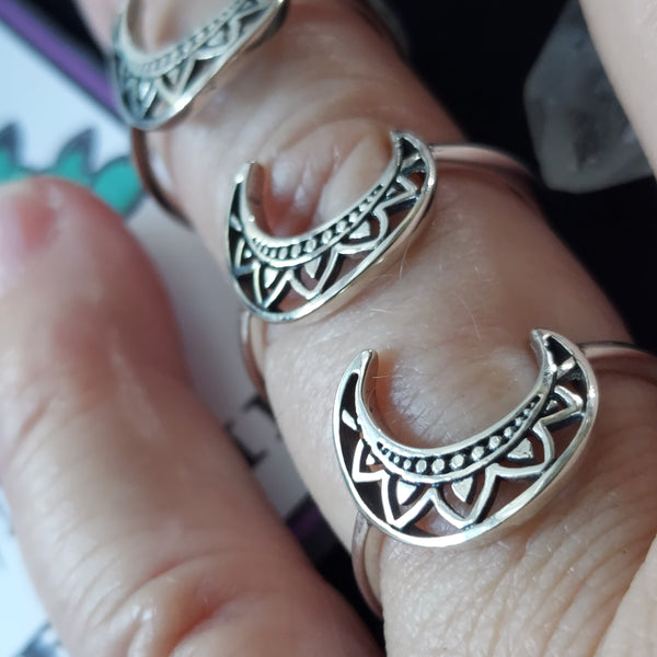 Silver Crescent Moon Ring