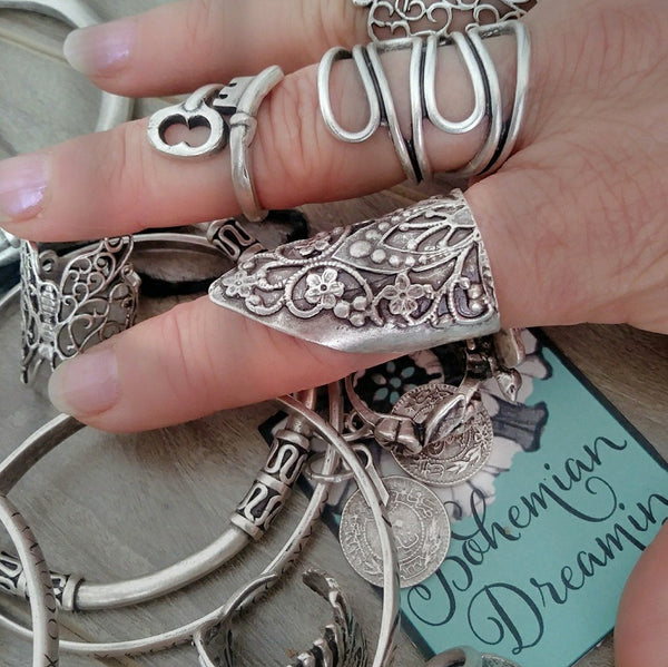Curvy Wire Ring