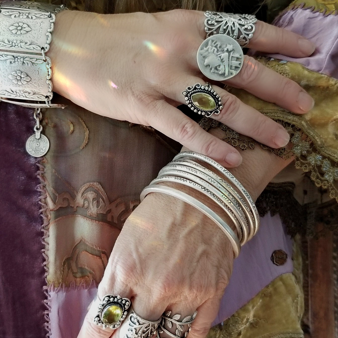 Maxi Gothic Victorian Ring