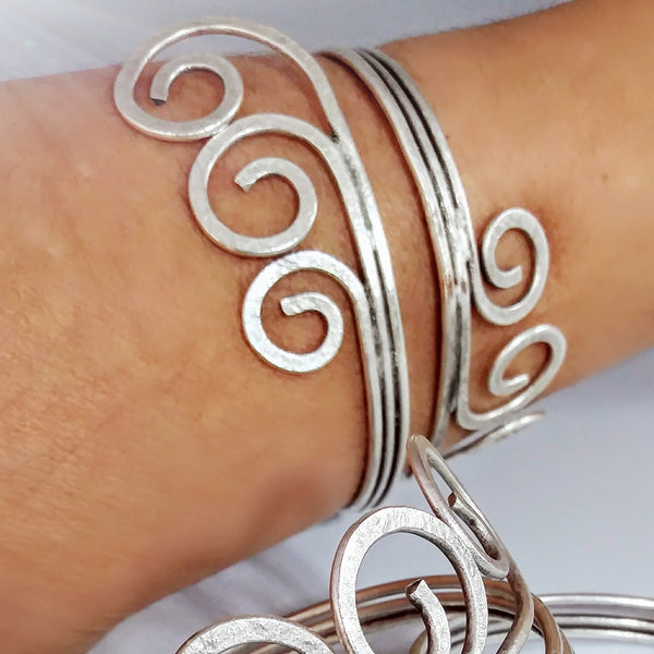 Rolling Waves Cuff