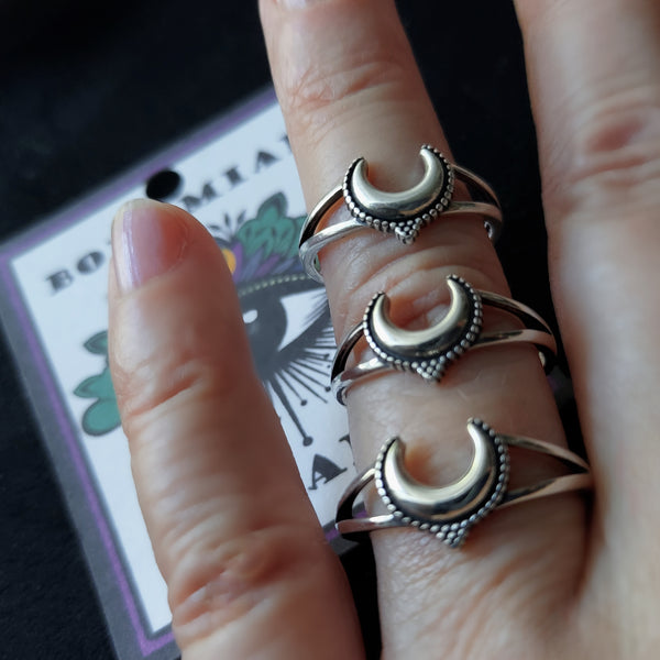Silver Crescent Moon Ring