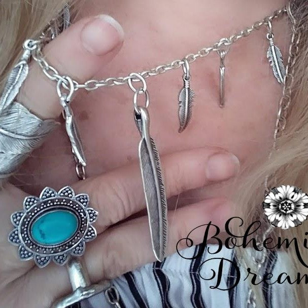 Feather Dangle Necklace